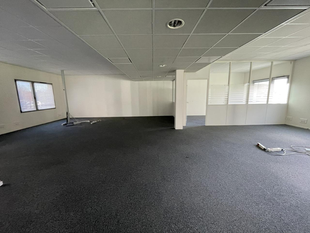Bureau Orvault 3344m² Location bureau Orvault Loire-Atlantique OLBUR2112383 1